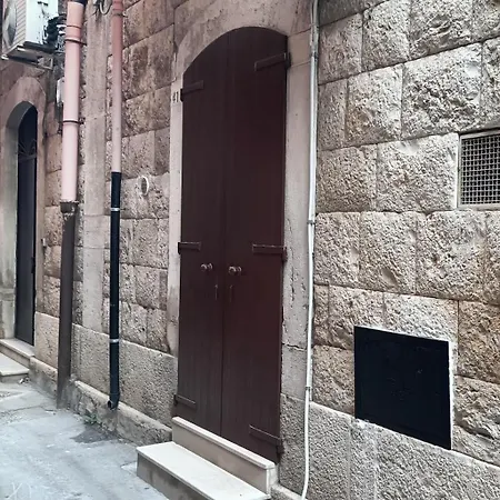 Florooms Dimora In Stile Rustico-moderno Corato